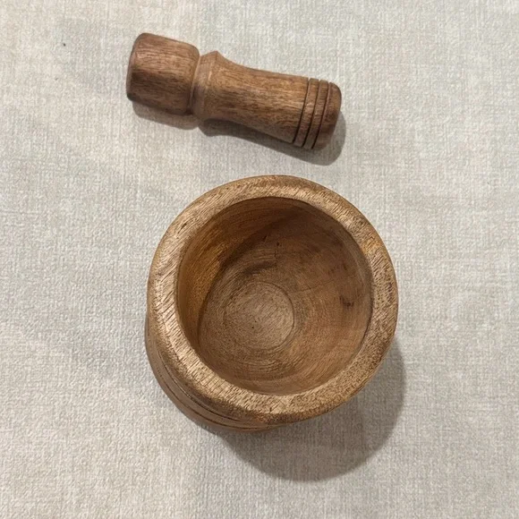 New Wooden Mortar and Pestel Set Crush Herbs/Spices/Garlic/Nuts/Sensory Play - Picture 2 of 8